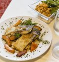 Karpfenfilet, Eierschwammerl-Risotto, Kürbis